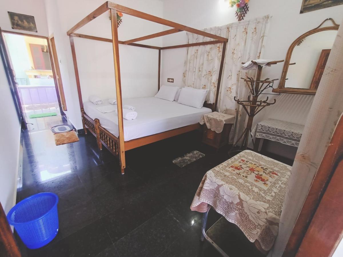 Baby House Hotel Varkala Bagian luar foto