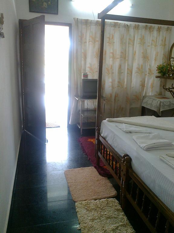 Baby House Hotel Varkala Bagian luar foto