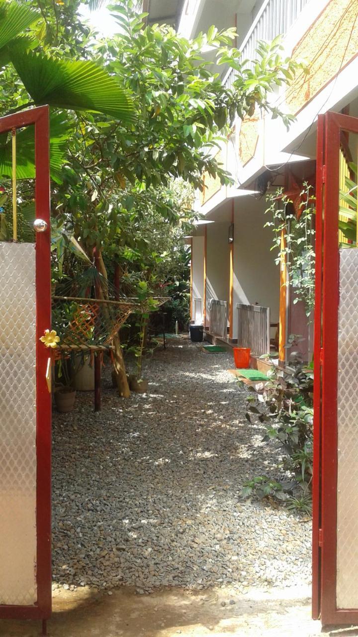 Baby House Hotel Varkala Bagian luar foto