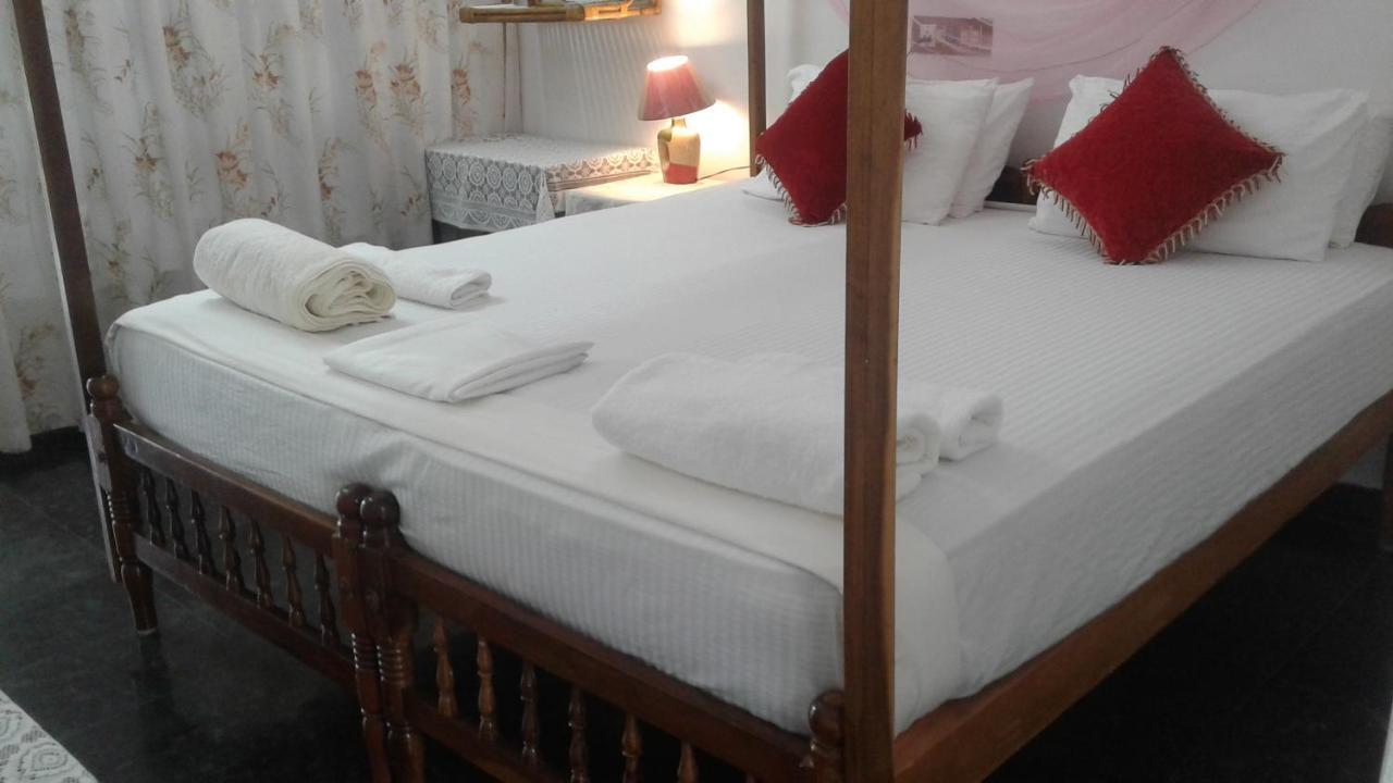 Baby House Hotel Varkala Bagian luar foto