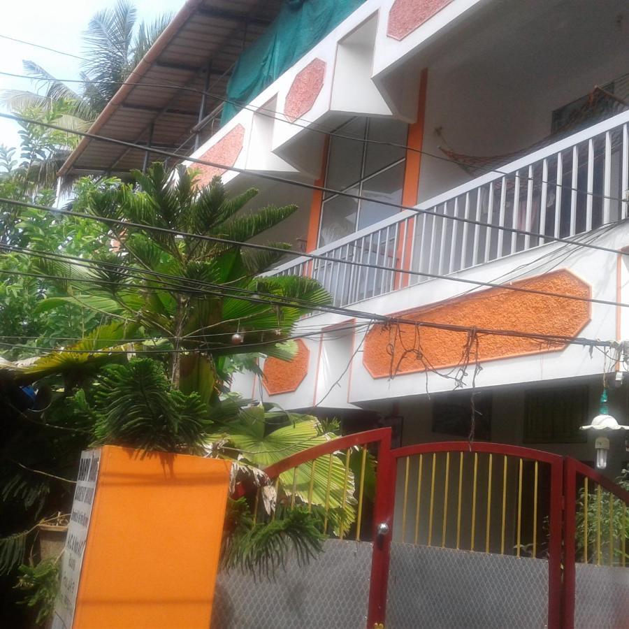Baby House Hotel Varkala Bagian luar foto